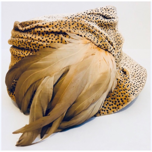 Vintage Accessories - Vtg 60s Velour Leopard Print Hat Feather Detail L